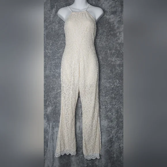 Small Lace Romper - Picture 2 of 7